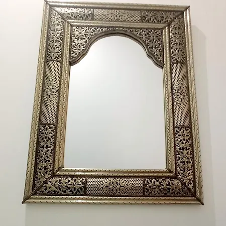 P Encantos De Almavir * コルドバ